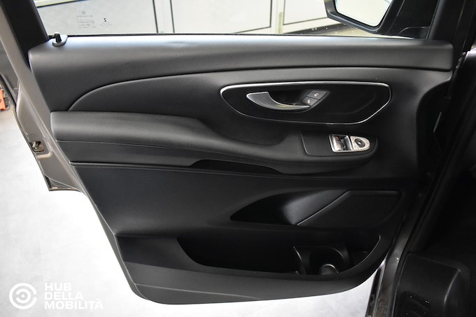 MERCEDES-BENZ V 200 d Automatic 4Matic Executive Long